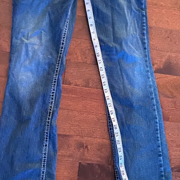 Silver Jeans with Decorative Back Pockets - Picture 2 of 3